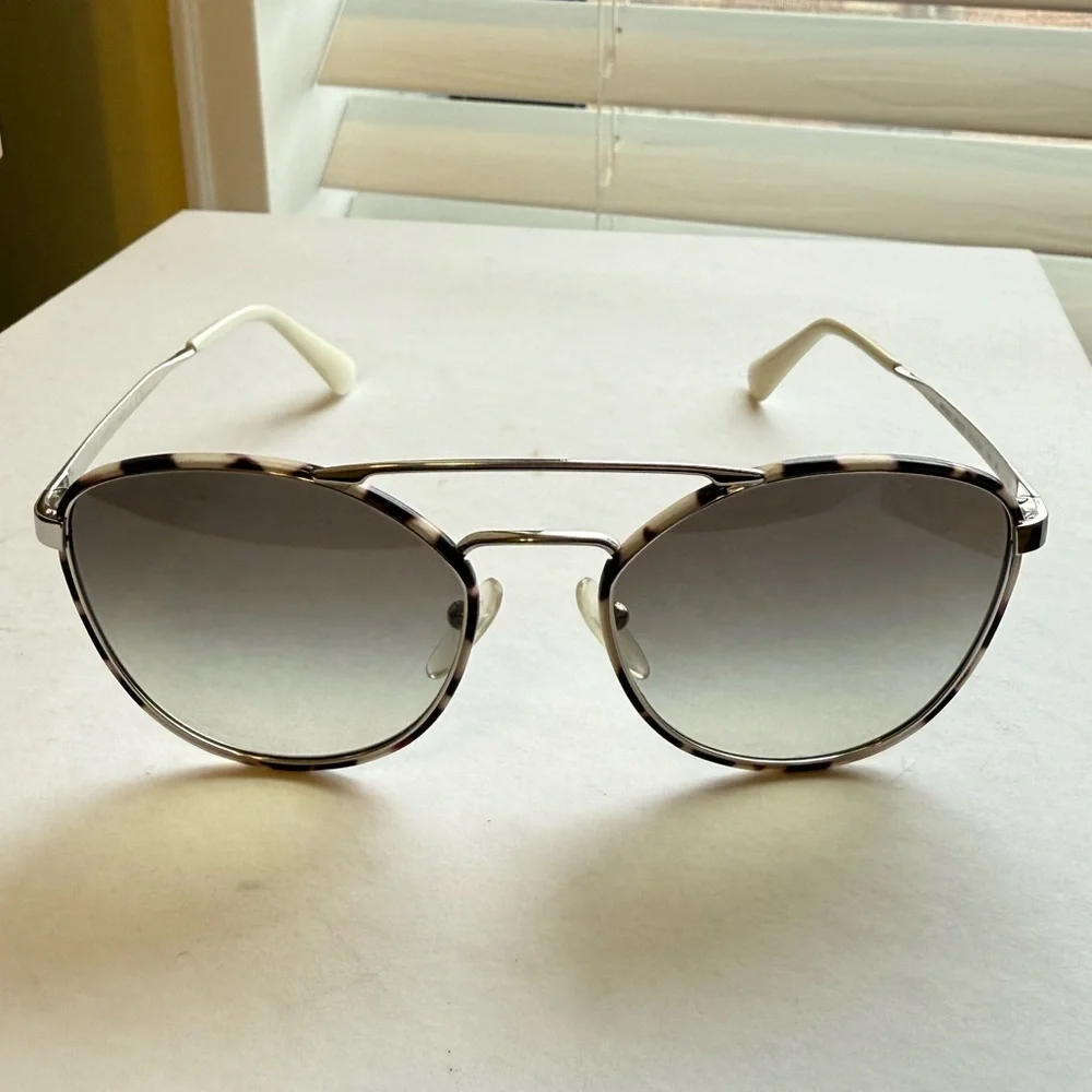 PRADA Women's Stylish Tortoiseshell Aviator Sunglasses with Light Lenses